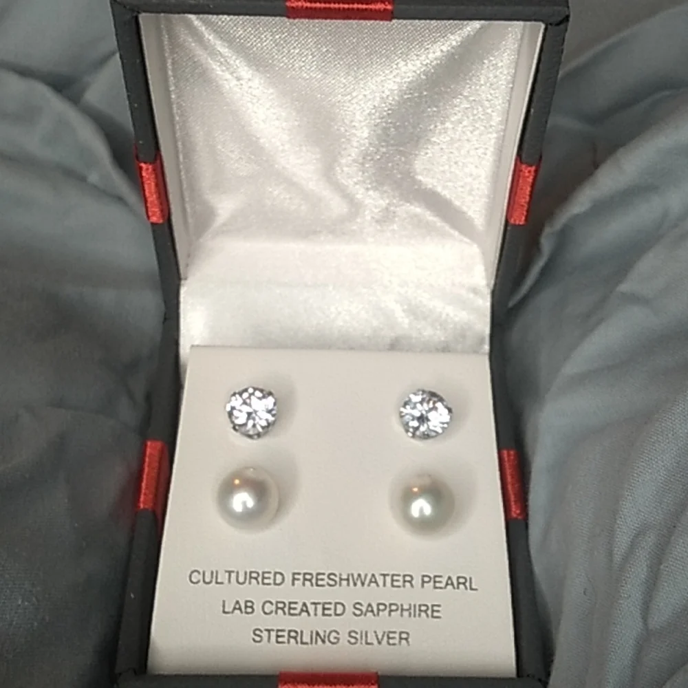 Cultured Freshwater Pearl and Sapphire earrings in sterling silver. - Picture 1 of 4